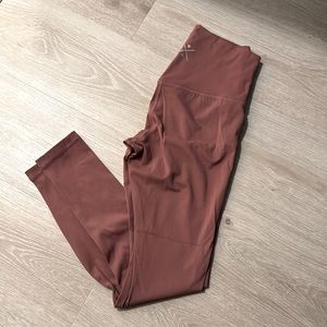 Free Spirit Balance Leggings NWOT